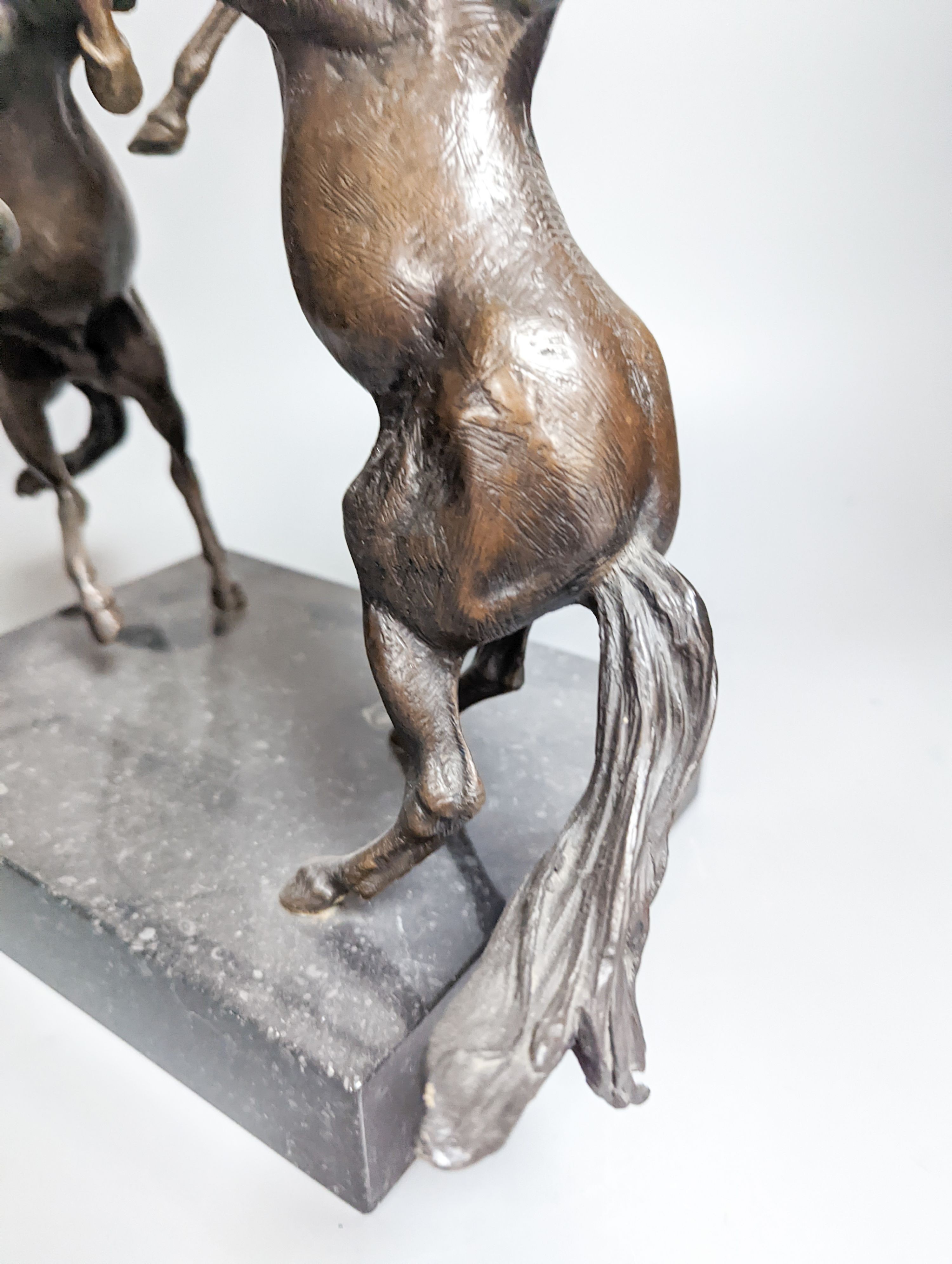Jonathan Wylder (1957-) bronze of two horses on marble base 32cm